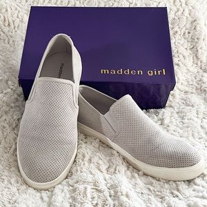 Steve Madden Girl Women’s Zarayy Slip on Sneaker